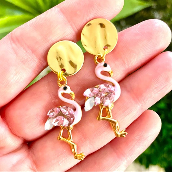Flamingo Dangle Earrings - Picture 1 of 4